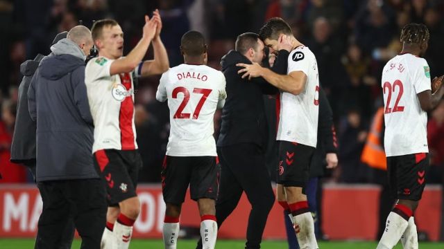 英联杯8强南安普顿2-0曼城 南安普顿反击高效 曼城爆冷出局!